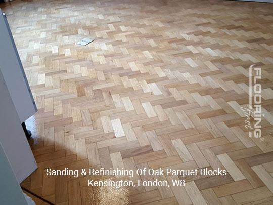 Sanding & refinishing of oak parquet blocks in Kensington 2
