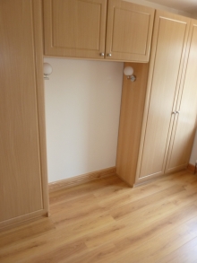 Herringbone Parquet Floor Fitting - Single Border 
