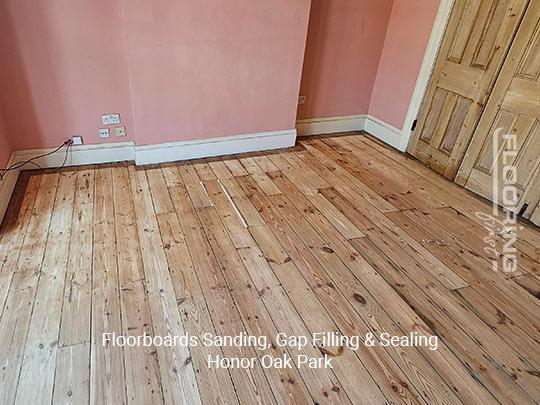 Floorboards sanding, gap filling & sealing in Honor Oak Park 