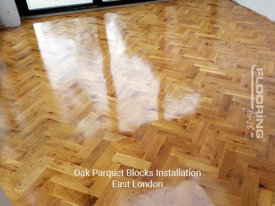 Oak parquet blocks installation in East London 3