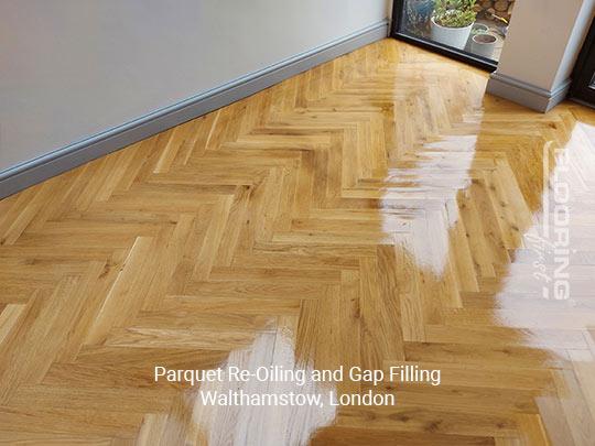 Parquet re-oiling and gap filling in Walthamstow 6
