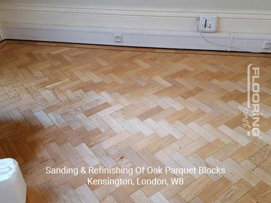 Sanding & refinishing of oak parquet blocks in Kensington 3