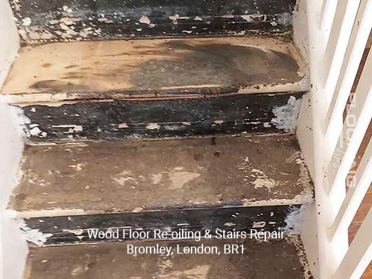 Wood floor re-oiling & stairs repair in Bromley 1