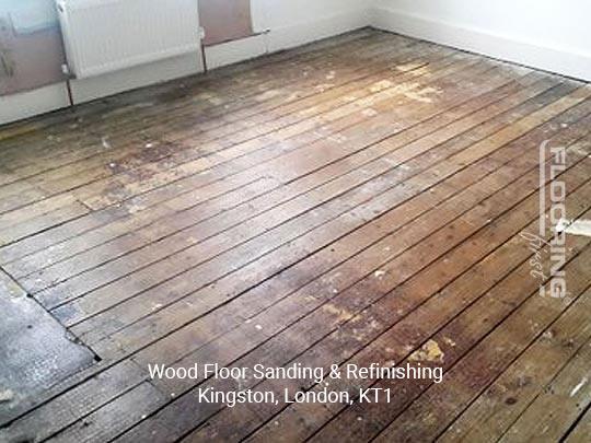 Wood floor sanding & refinishing in Kingston 1