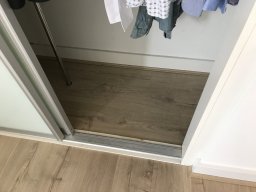 Fitting Laminate in Poplar, E14 in Whitechapel