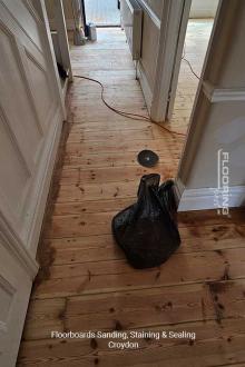 Floorboards sanding, staining & sealing in Croydon 5