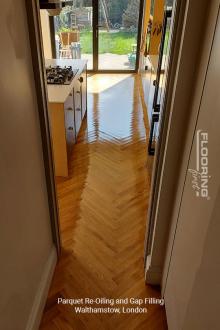 Parquet re-oiling and gap filling in Walthamstow 2