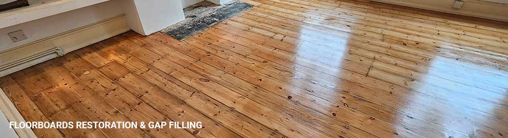 Floorboards restoration and gap filling