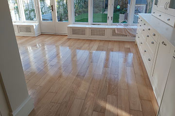 Light wood floor sanding