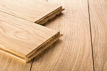 Natural oak shade flooring