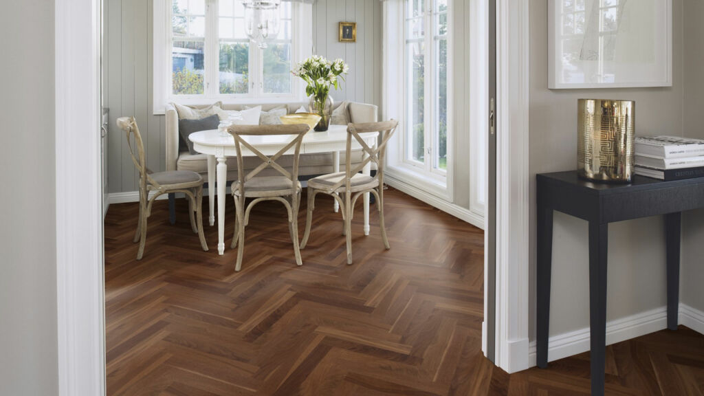 Boen Transparent Walnut Prestige Wood Flooring, Sanded, Live Natural, 10x70x470 mm Thumb