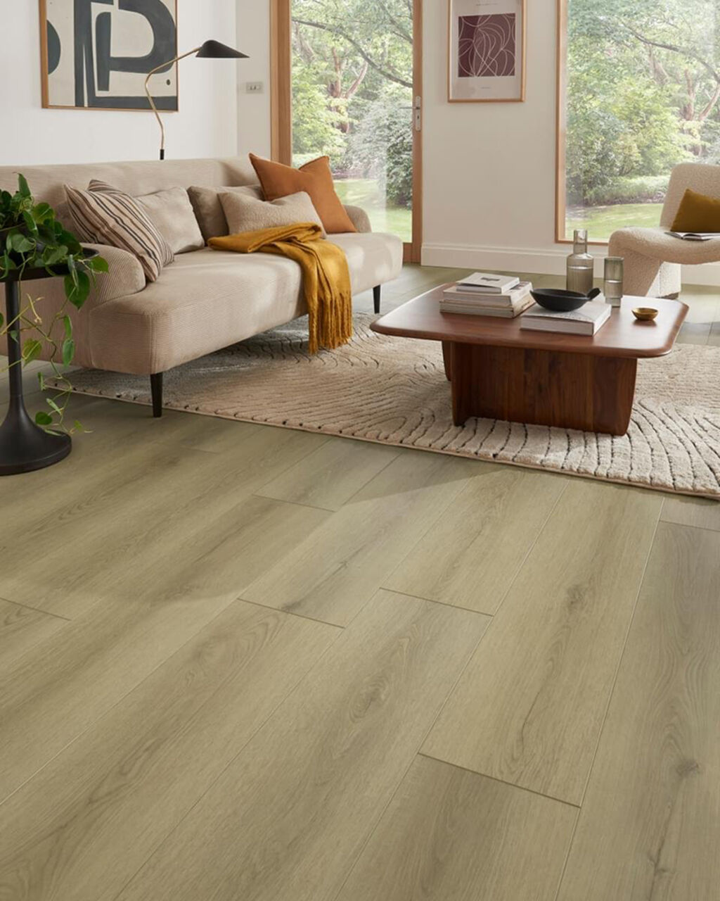 Chene Engineered Flooring, Brushed and Lacquered, 150x3x14mm