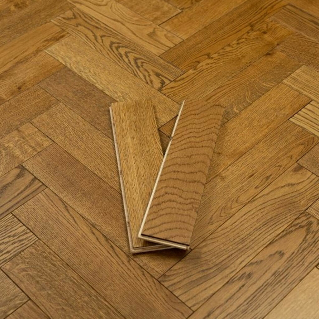 Evergreen Arden Sunrise Engineered Oak Flooring, Herringbone, Natural, Brushed & Lacquered, 90x14x400mm