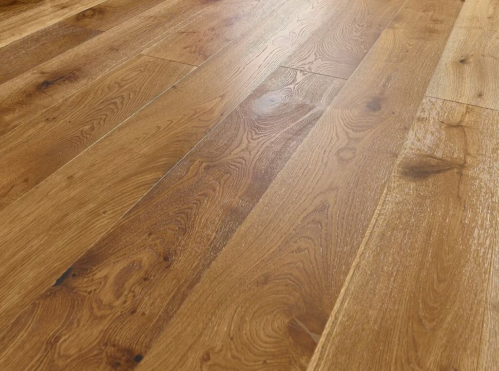 Evolve Knightsbridge, Engineered Oak Flooring, Golden, Handscraped & Lacquered, 190x15x1900mm Thumb