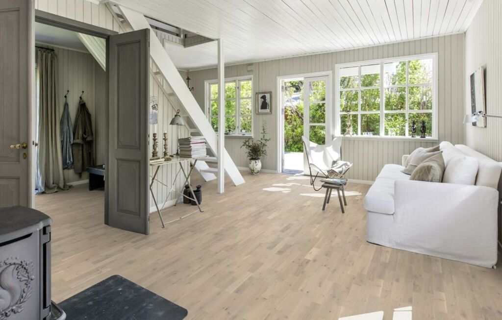 Kahrs Beyond Retro Oak Loft White Strip Engineered Flooring, Brushed & Ultra Matt Lacquered, 200x15x2421mm
