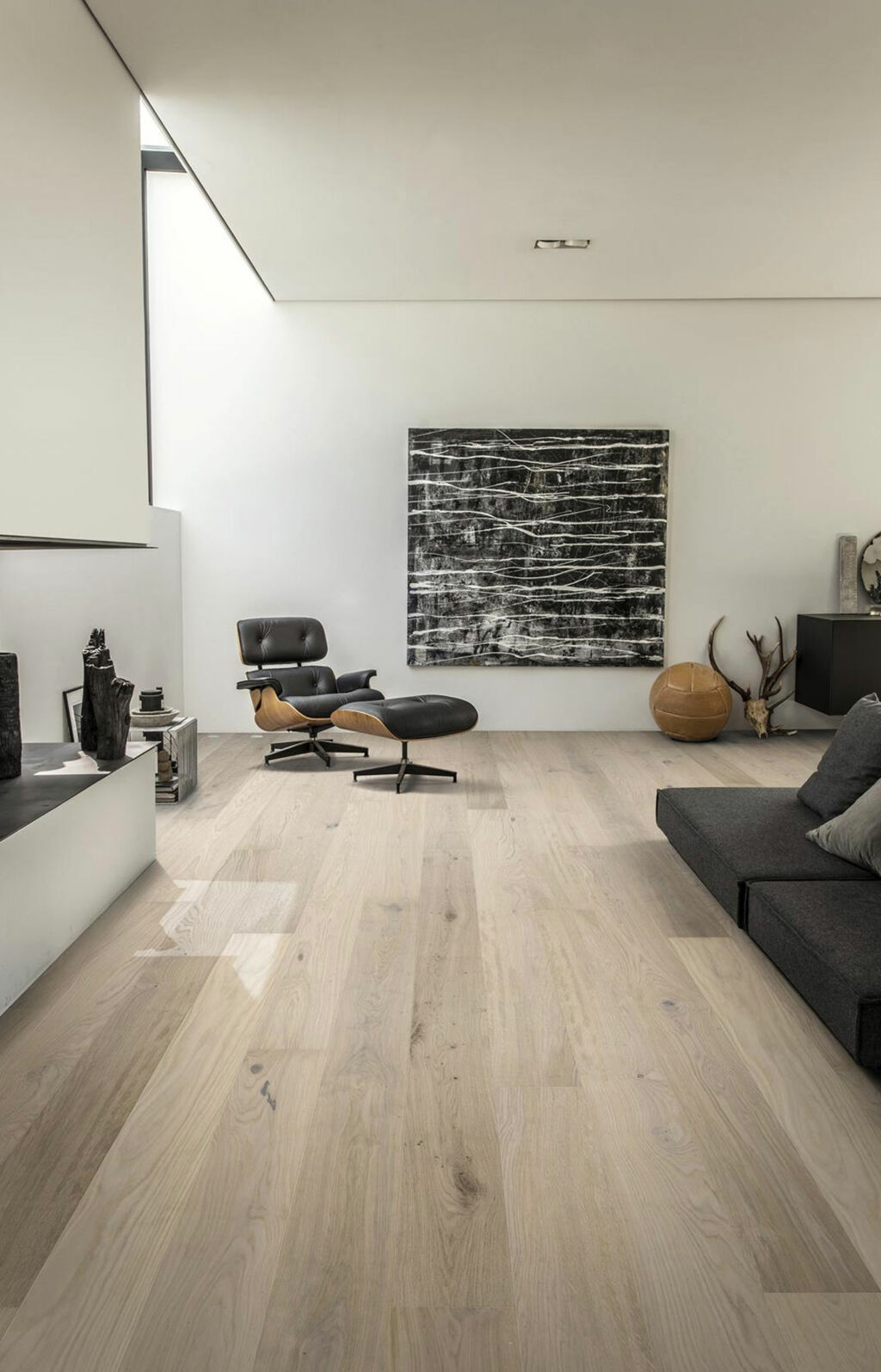 Kahrs Lux Oak Horizon Engineered Flooring, Brushed & Ultra Matt Lacquered, 187x15x2420mm