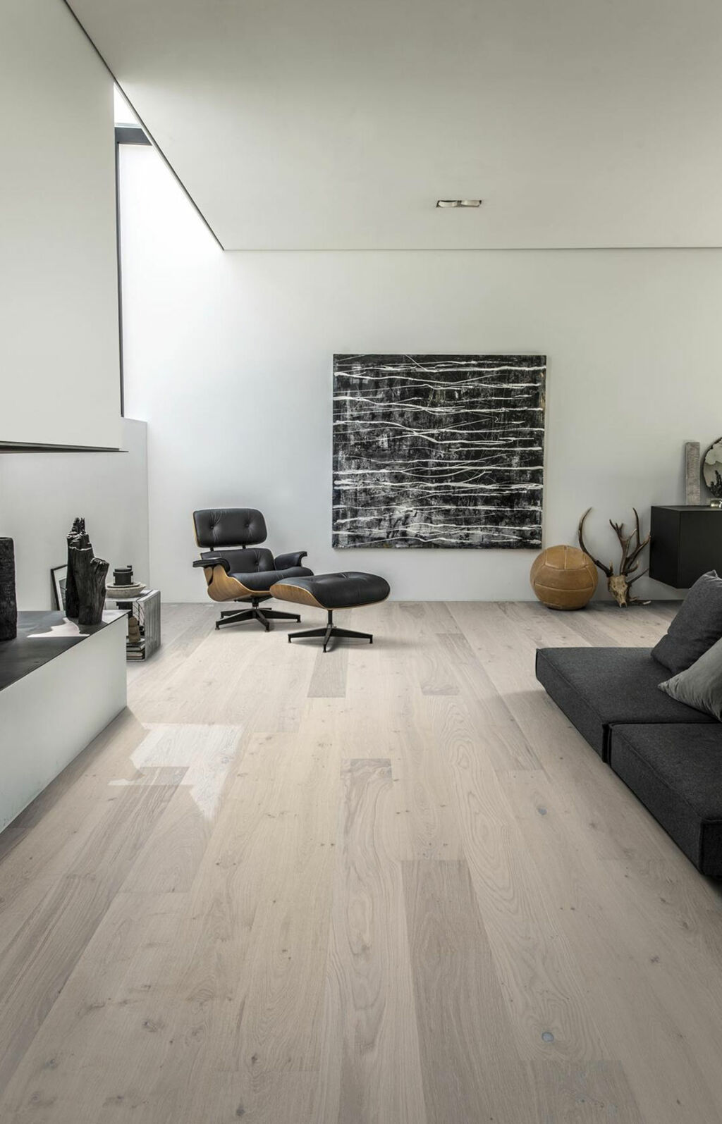 Kahrs Lux Oak Sky Engineered Flooring, Brushed & Ultra Matt Lacquered, 187x15x2420mm