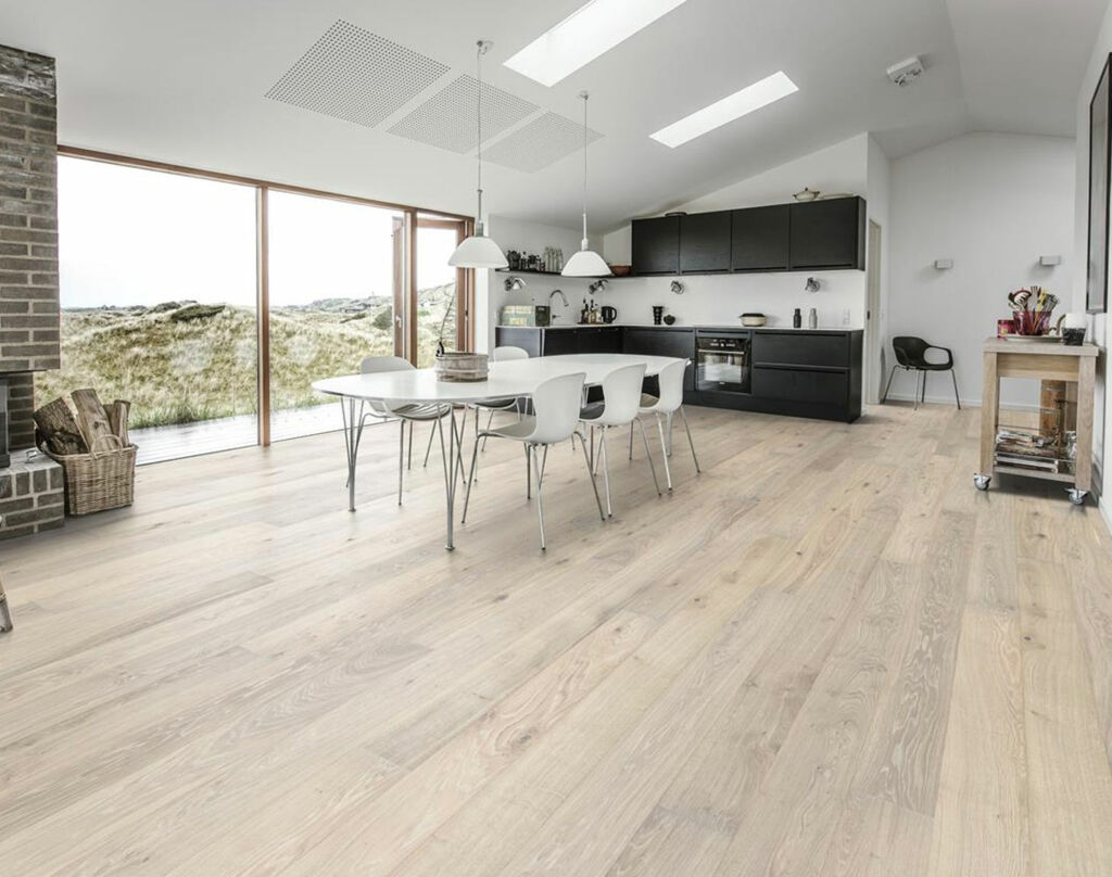 Kahrs Classic Nouveau Oak Nouveau Blonde Engineered Flooring, Brushed & Matt Lacquered, 187x15x2420mm
