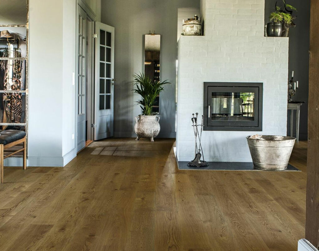 Kahrs Classic Nouveau Oak Nouveau Rich Engineered Flooring, Brushed & Matt Lacquered, 187x15x2420mm