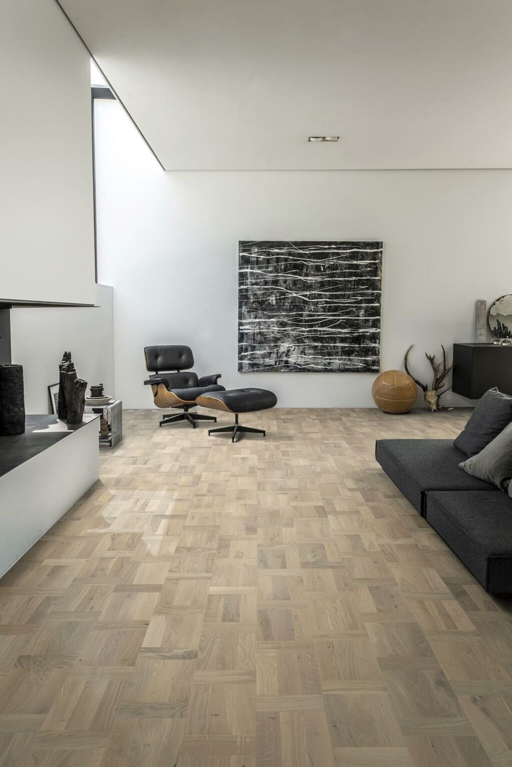 Kahrs European Renaissance Oak Palazzo Biondo Engineered Flooring, Brushed & Matt Lacquered, 198.5x15x2426mm