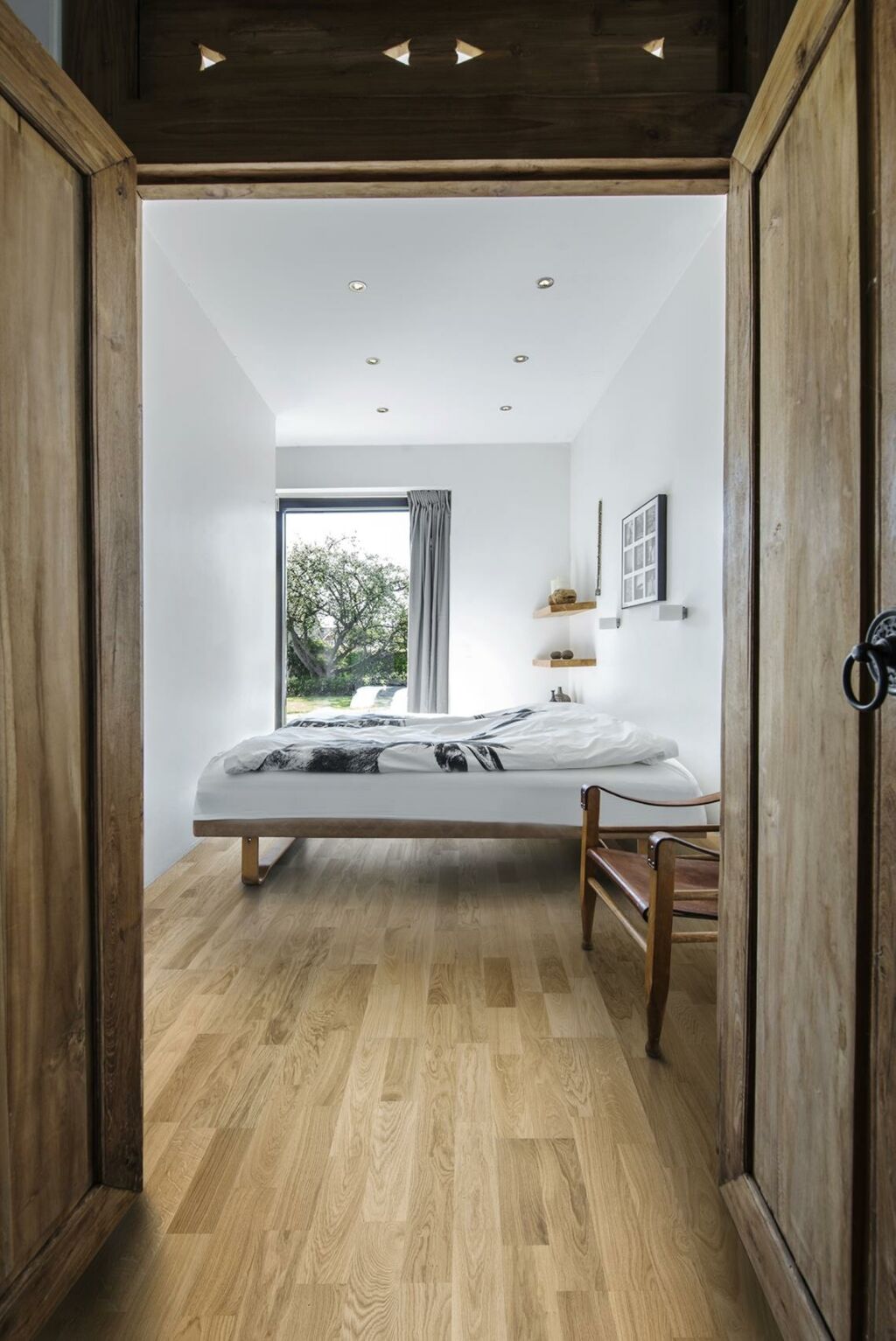 Kahrs European Naturals Oak Verona Ultra Matt Engineered Flooring, Brushed & Ultra Matt Lacquered, 200x15x2423mm