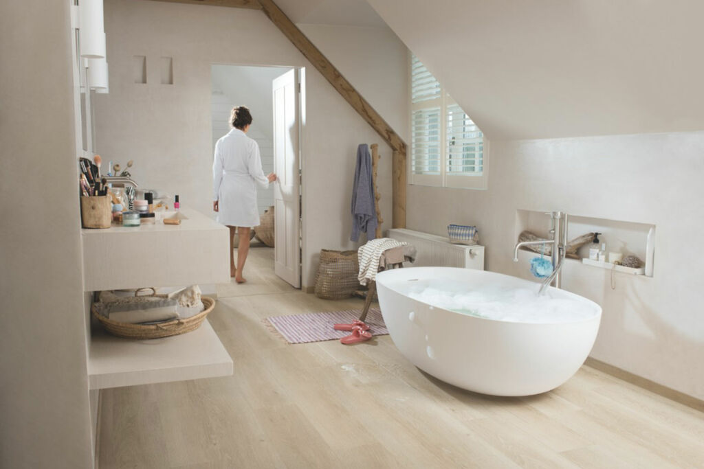 QuickStep Alpha Bloom, Sea Breeze Oak Beige Vinyl Flooring, 209x6x1494mm