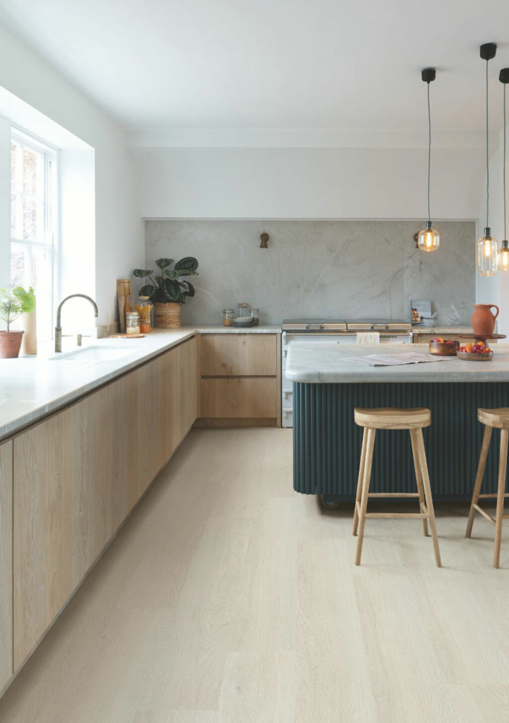 QuickStep Alpha Bloom, Sea Breeze Oak Light Vinyl Flooring, 209x6x1494mm