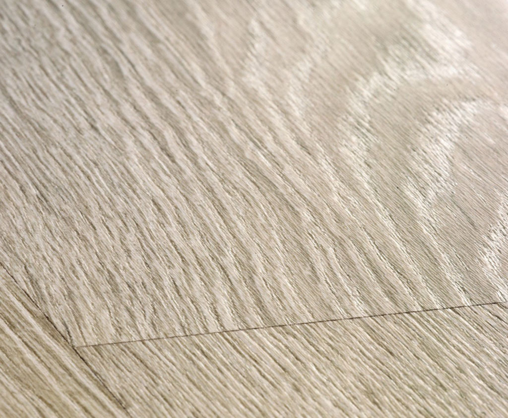 QuickStep CLASSIC Old Oak Light Grey Laminate Flooring, 8mm Thumb