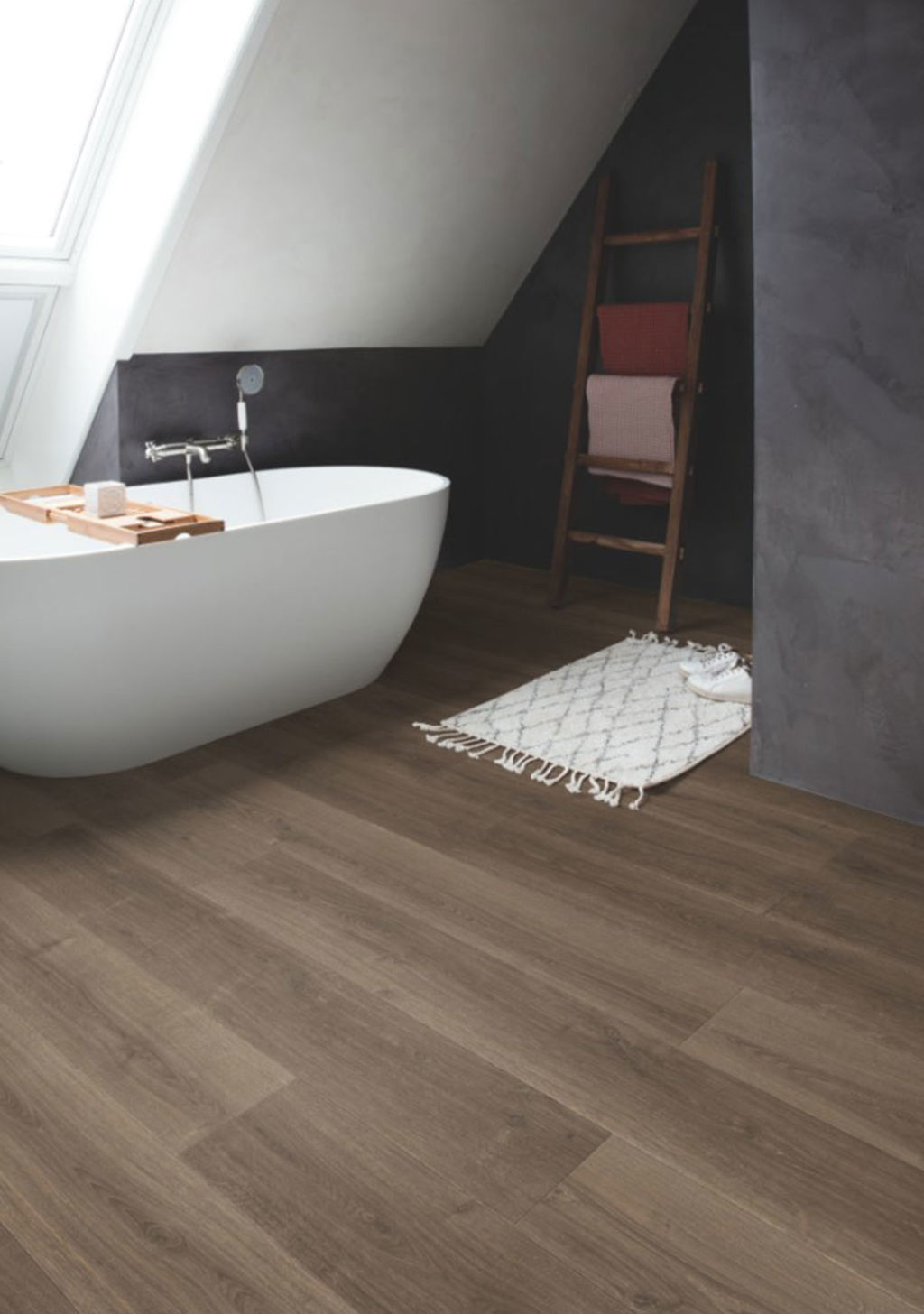 QuickStep Capture Brushed Oak Brown Laminate Flooring, 9mm Thumb