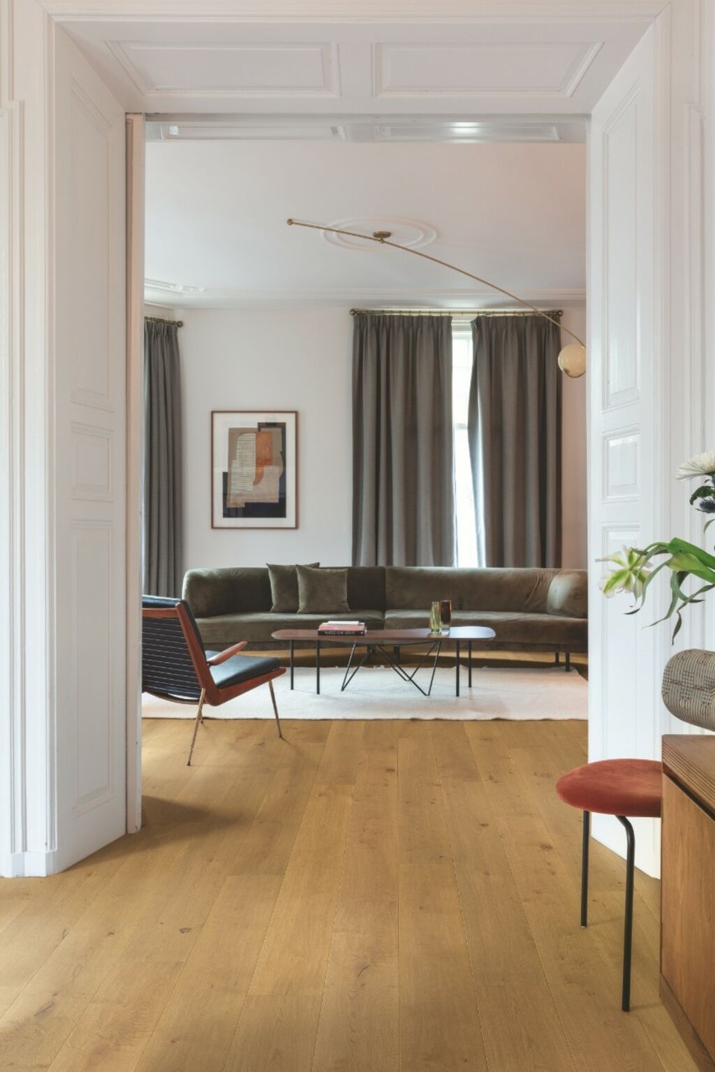 Quickstep Cala Dark Chestnut Oak Engineered Flooring, Brushed & Extra Matt Lacquered, 220x13x2200mm