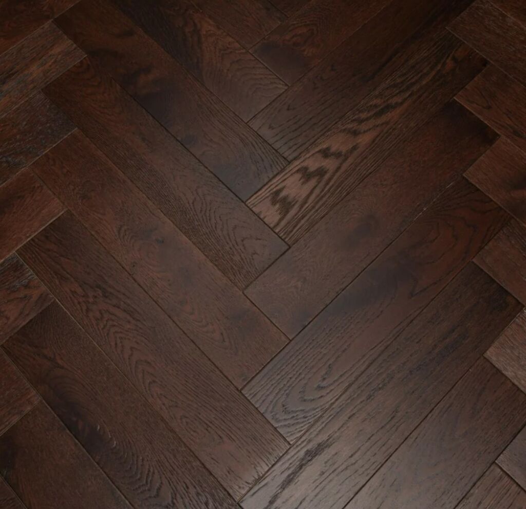 Tradition Antique Brown Engineered Oak Parquet Flooring, Distressed, Herringbone, 125x14x600mm