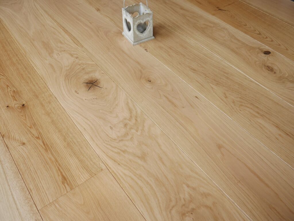 Tradition Engineered Oak Flooring, Natural Oiled, 190x20x1900mm Thumb