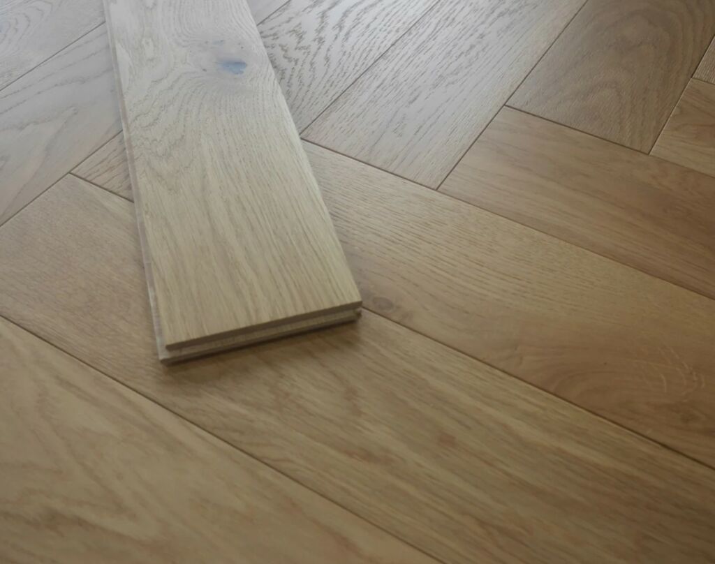 Tradition Engineered Oak Parquet Flooring, Herringbone, Brushed & Matt Lacquered, 125x14x600mm