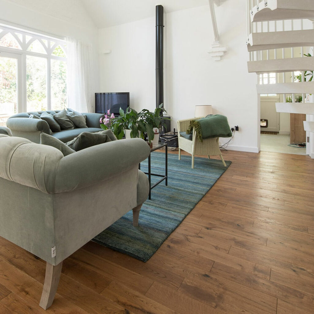 V4 Alpine, Golden Oak Engineered Flooring, Rustic, Brushed & Oiled, RLx125x18mm