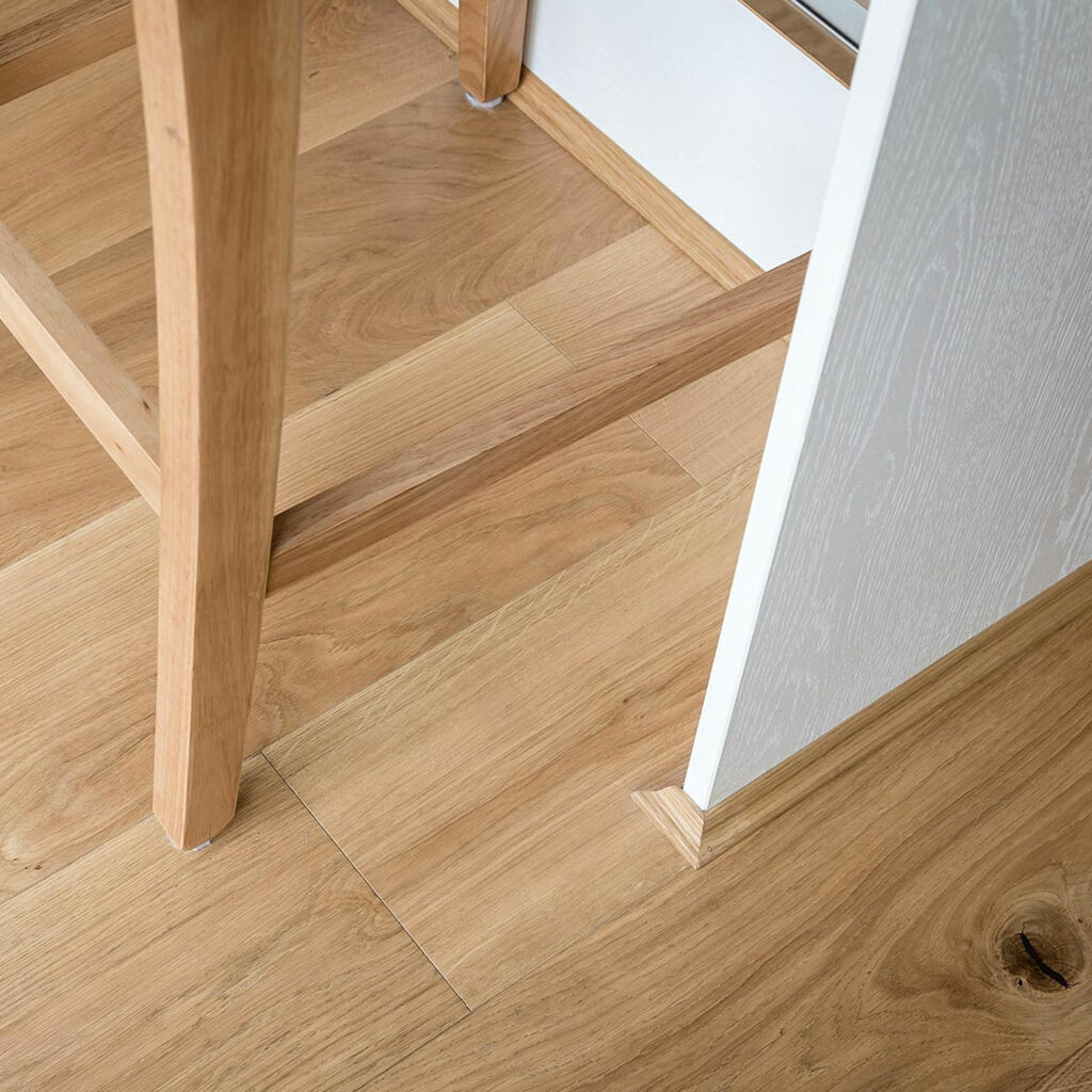 V4 Alpine, Vale Oak Engineered Flooring, Rustic, UV Oiled, RLx190x14mm Thumb