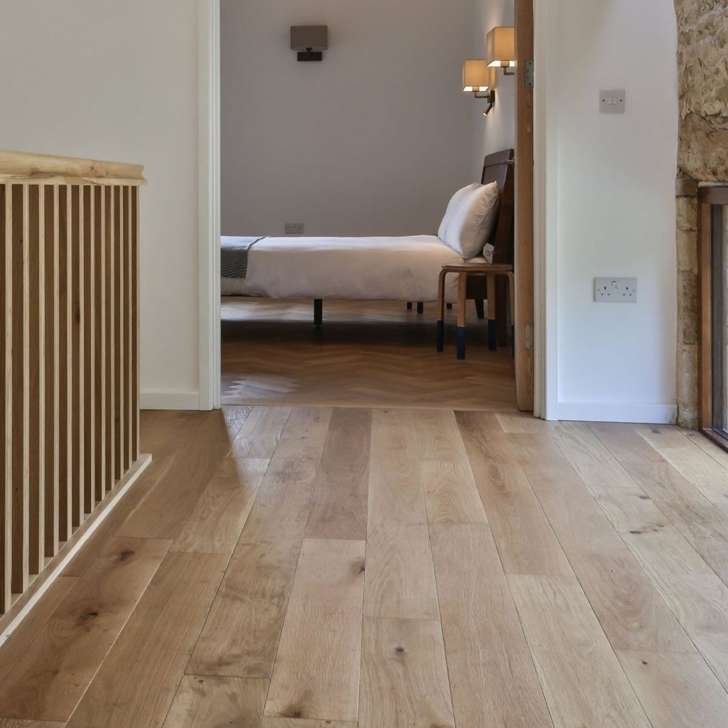 V4 Alpine, Upland Oak Engineered Flooring, Rustic, Brushed, UV Oiled, 150x14x1900mm Thumb