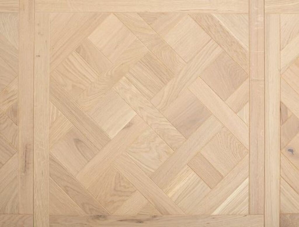 Valland Versailles Engineered Oak Flooring, Rustic, Brushed, Invisible UV Oiled, 600x14x600mm