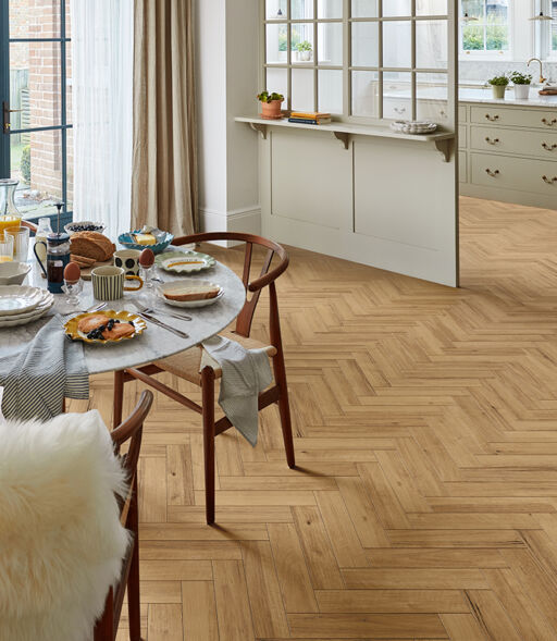 Chene Herringbone Engineered, Brushed & Oiled, 90x14x400 mm