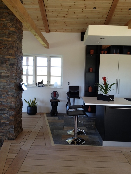 Junckers Solid Oak Wood Flooring, Oiled, Variation, 140x20.5mm