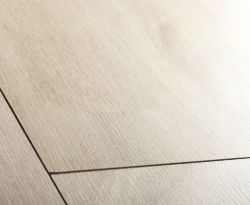QuickStep CLASSIC Havanna Oak Natural Laminate Flooring, 8mm Thumb