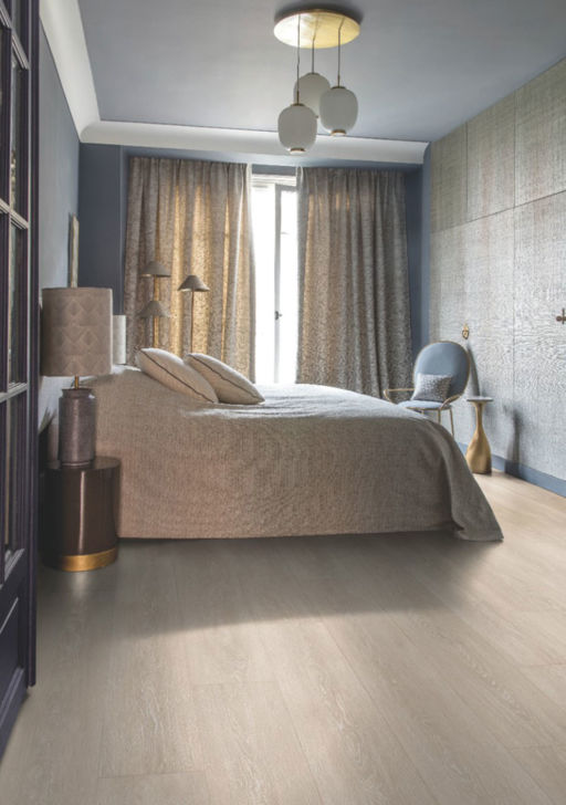 QuickStep Majestic Valley Oak Light Beige Laminate Flooring, 9.5mm Thumb