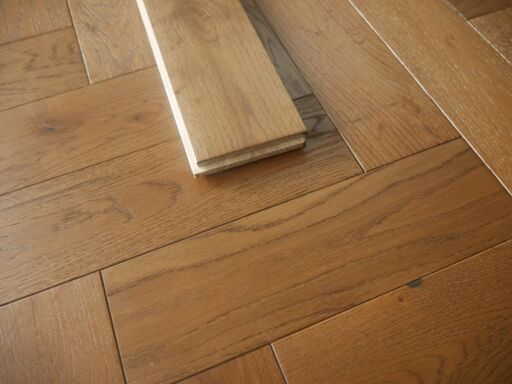Solid Oak Parquet Flooring Herringbone Blocks, Rustic, Golden Smoked Brushed UV Oiled, 90x18x300mm Thumb