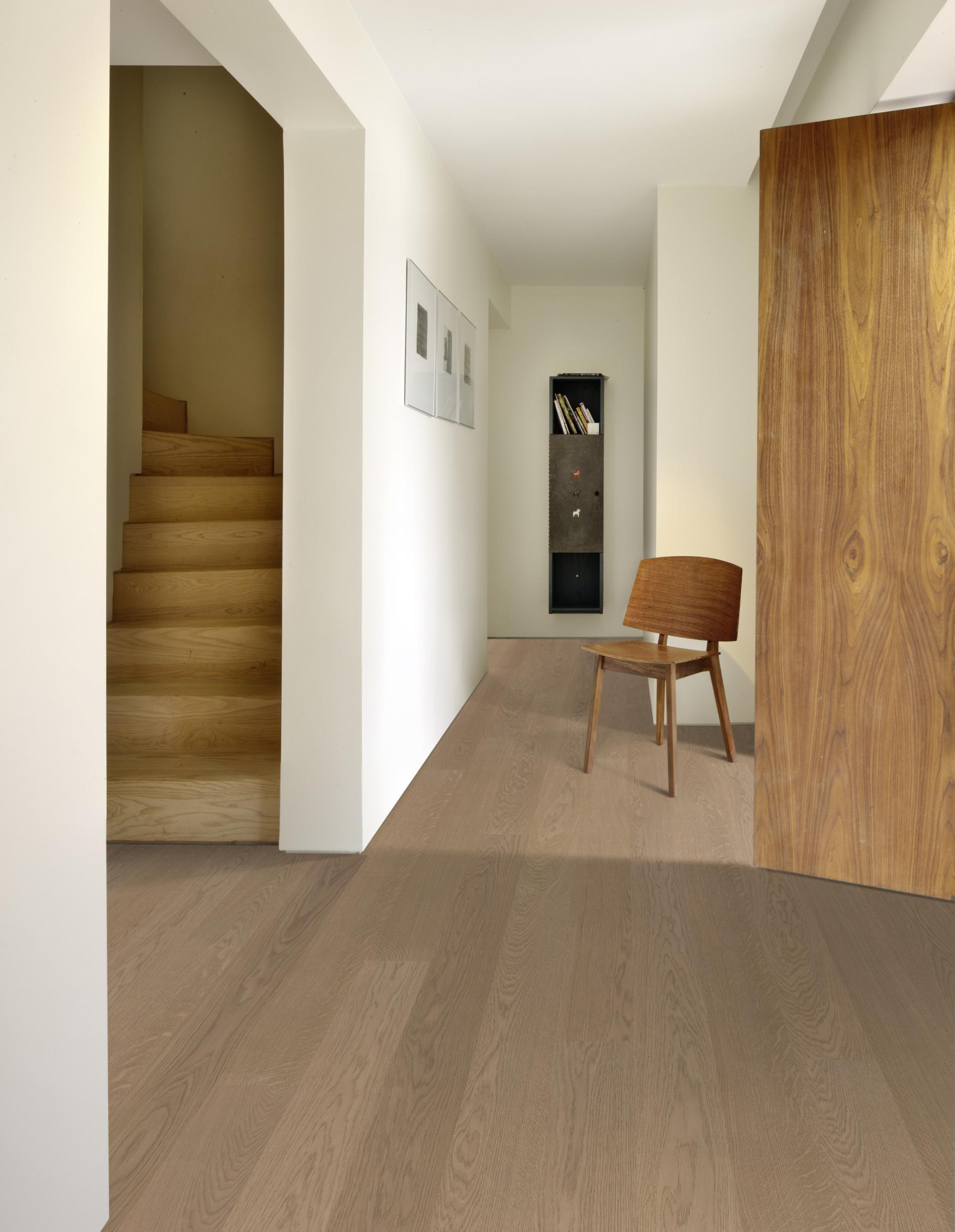 Kahrs Capital Oak Prague Engineered Flooring, Brushed & Ultra Matt Lacquered, 187x15x2420mm Image