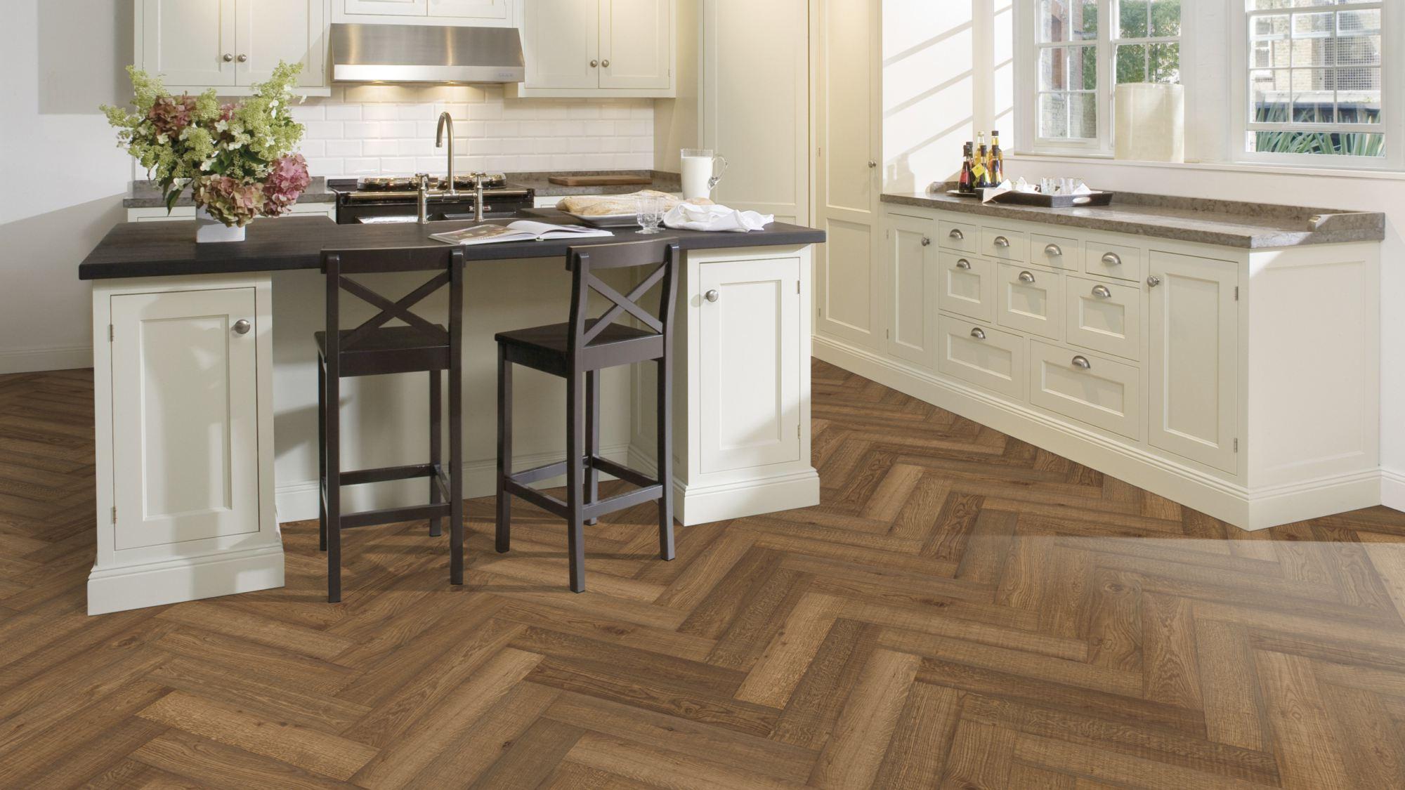 Kahrs Large Herringbone Oak Herringbone Cd Vintage Smoked Engineered Flooring, Brushed & Oiled, 120x11x600mm Image