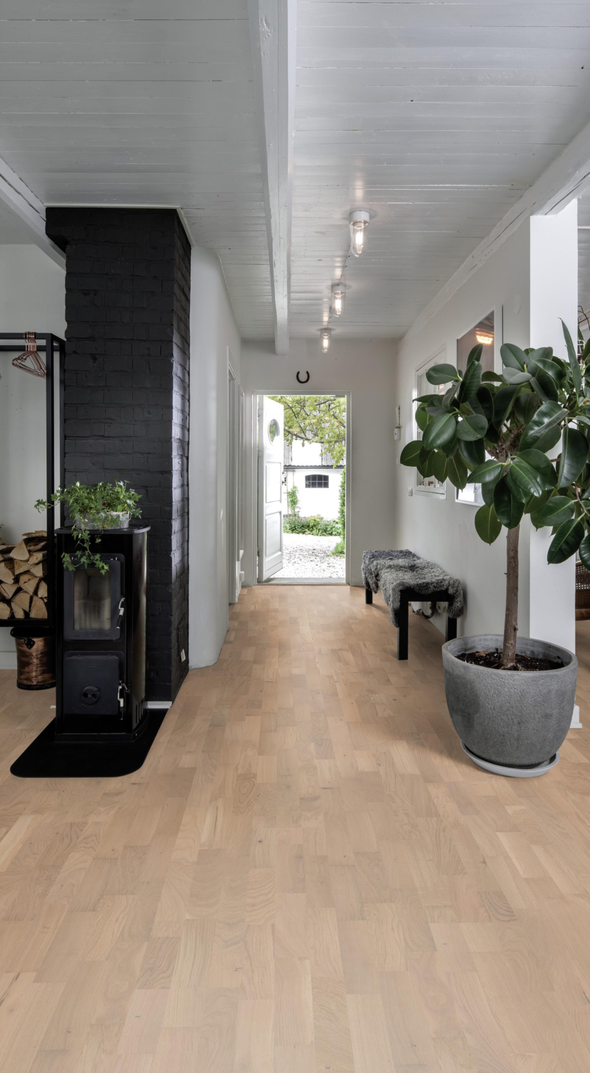 Kahrs Ground Oak Sand Engineered Flooring, Matt Lacquered, 200x13x2423mm Image