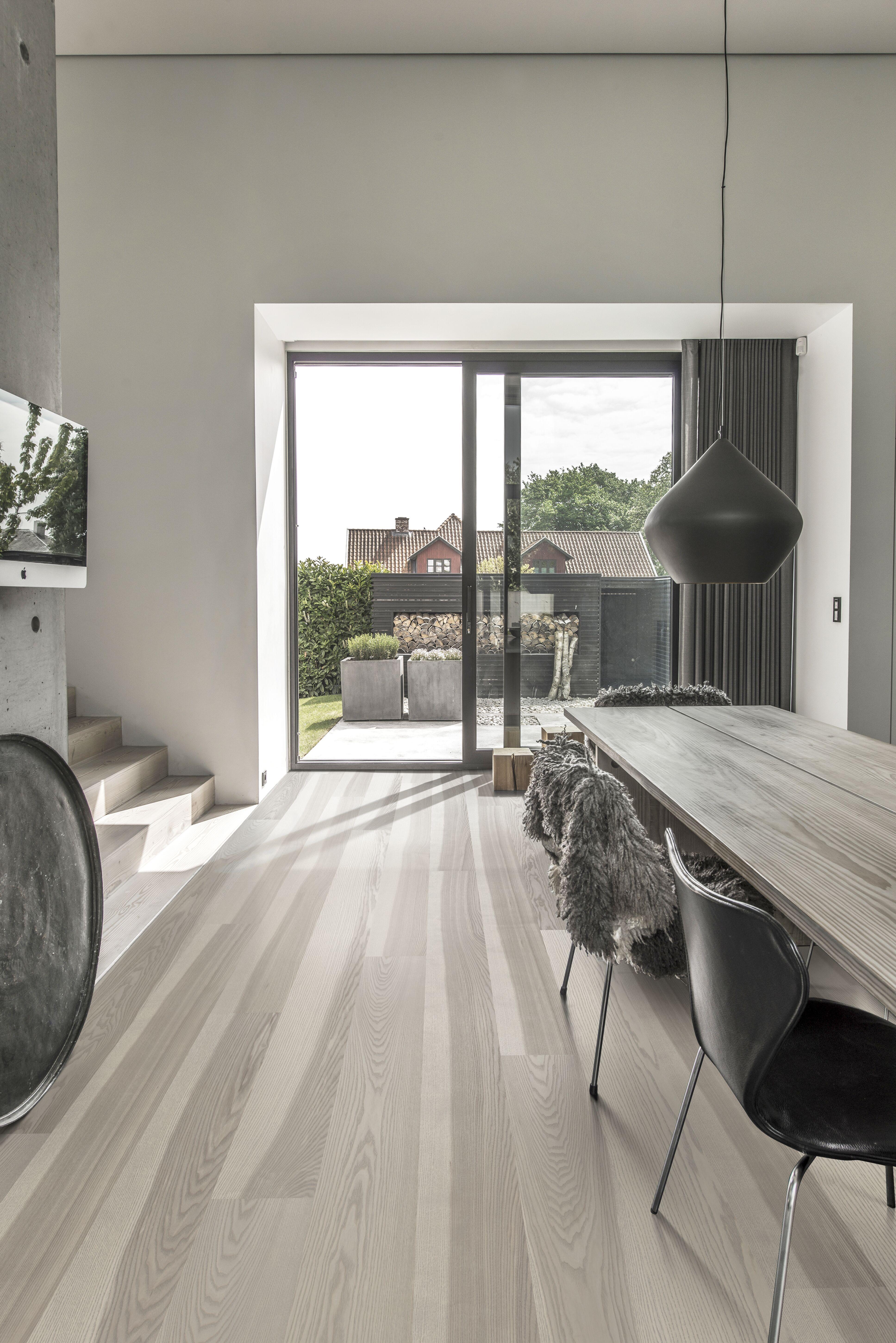 Kahrs Lux Ash Stream Engineered Flooring, Brushed & Ultra Matt Lacquered, 187x15x2266mm Image