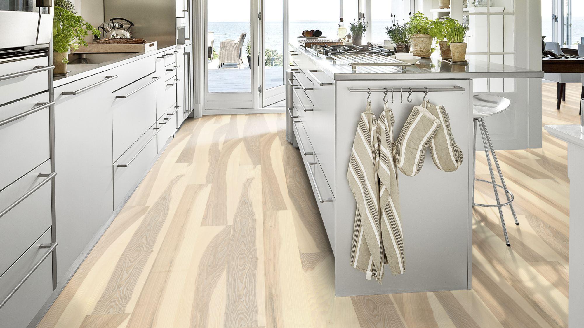 Kahrs Lux Ash Flow Engineered Flooring, Brushed & Ultra Matt Lacquered, 187x15x2420mm Image
