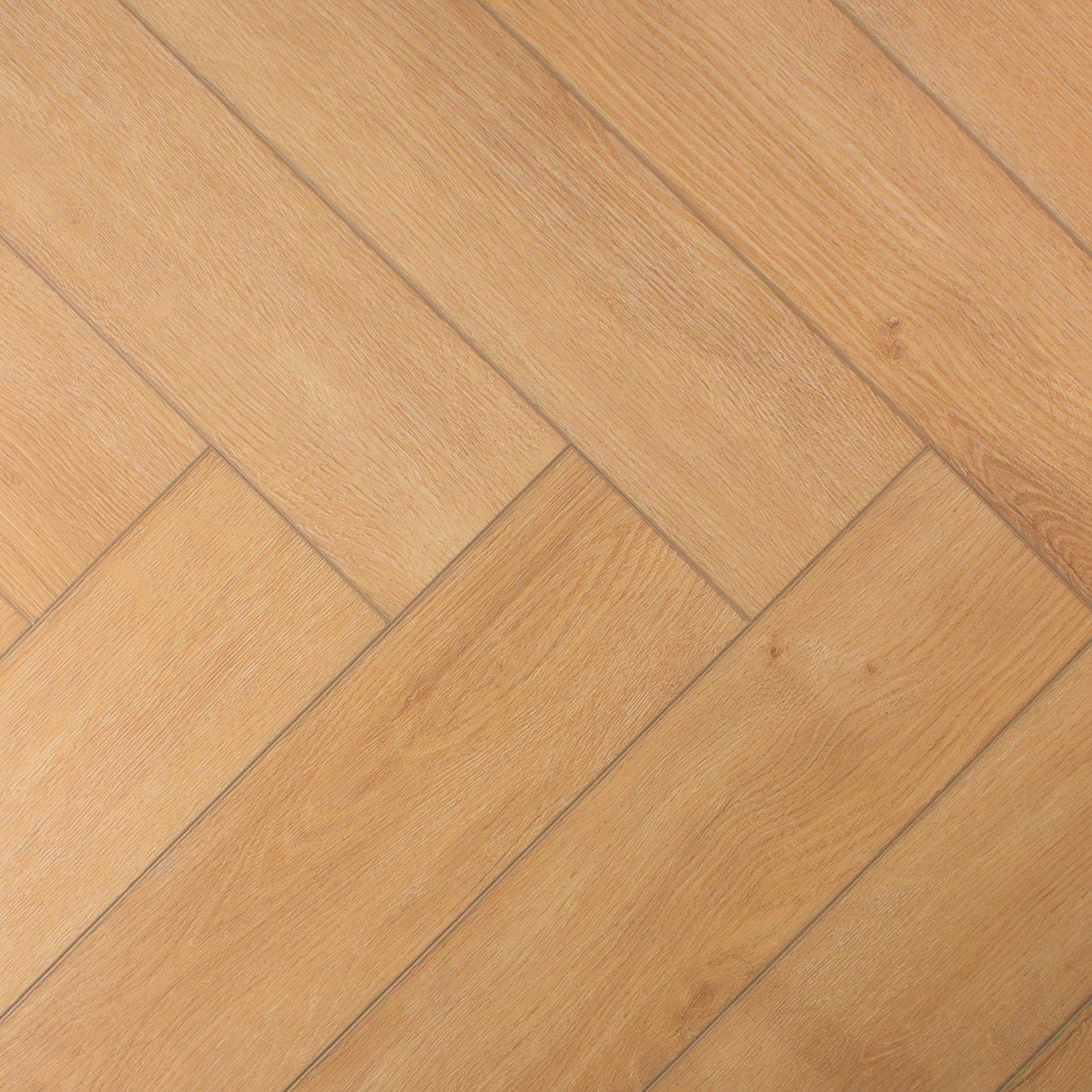 Evergreen Aqua Deluxe Pro Sunkissed Oak SPC Vinyl Flooring, Herringbone, 122x6.5x610mm Image