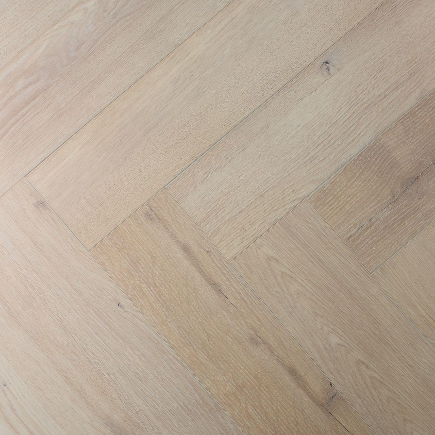 Evergreen Aqua Deluxe Egyptian Sand SPC Vinyl Flooring, Herringbone, 122x5x610mm Image