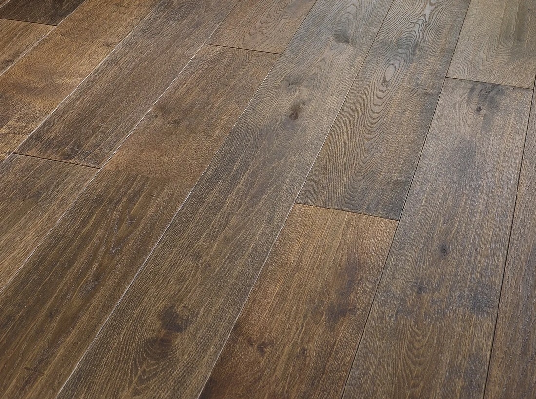 Blanko Budget Estepa, Engineered Oak Flooring, Golden Dark Edge, Oiled, 180x20x1860mm Image